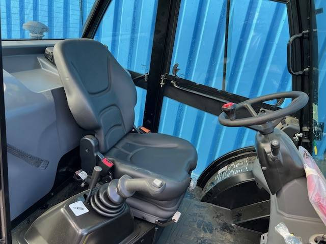 Ny Terrenggående gaffeltruck Manitou MC25-4: bilde 13