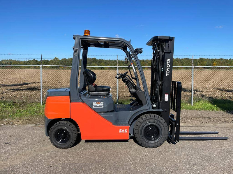 Toyota 8 FD F 25 - Dieseltruck: bilde 4 Toyota 8 FD F 25 - Dieseltruck: bilde 4