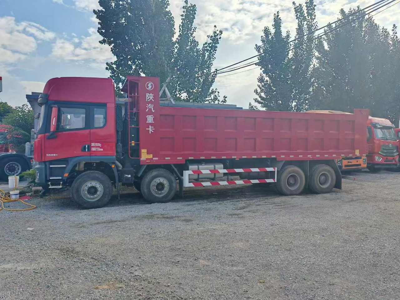 SHACMAN X5000 - Tippbil: bilde 2 SHACMAN X5000 - Tippbil: bilde 2