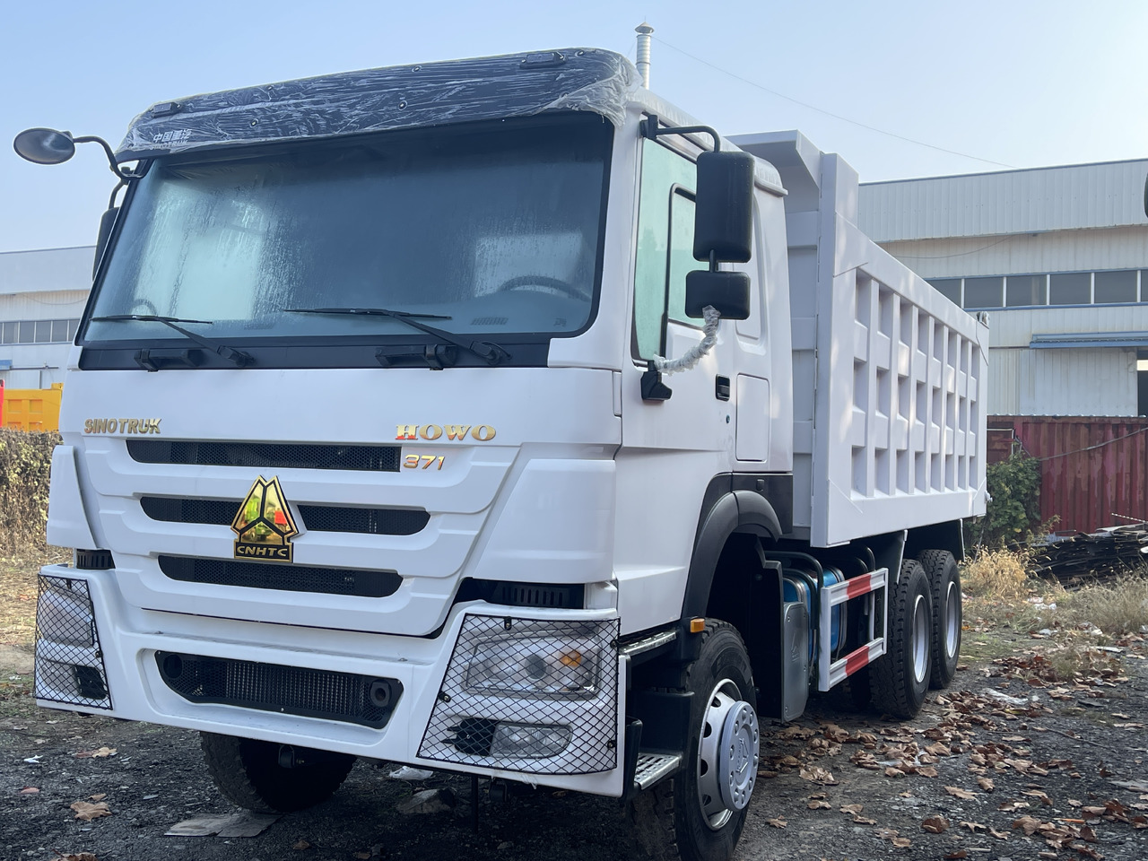 SINOTRUCK HOWO - Tippbil: bilde 2 SINOTRUCK HOWO - Tippbil: bilde 2