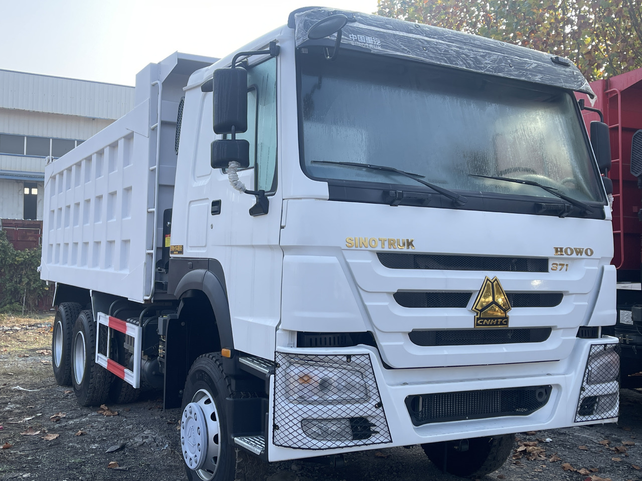 SINOTRUCK HOWO - Tippbil: bilde 1 SINOTRUCK HOWO - Tippbil: bilde 1