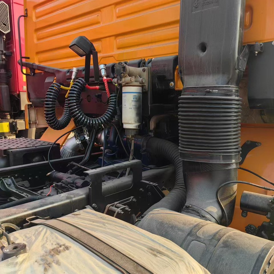 SHACMAN - Trekkvogn: bilde 3 SHACMAN - Trekkvogn: bilde 3