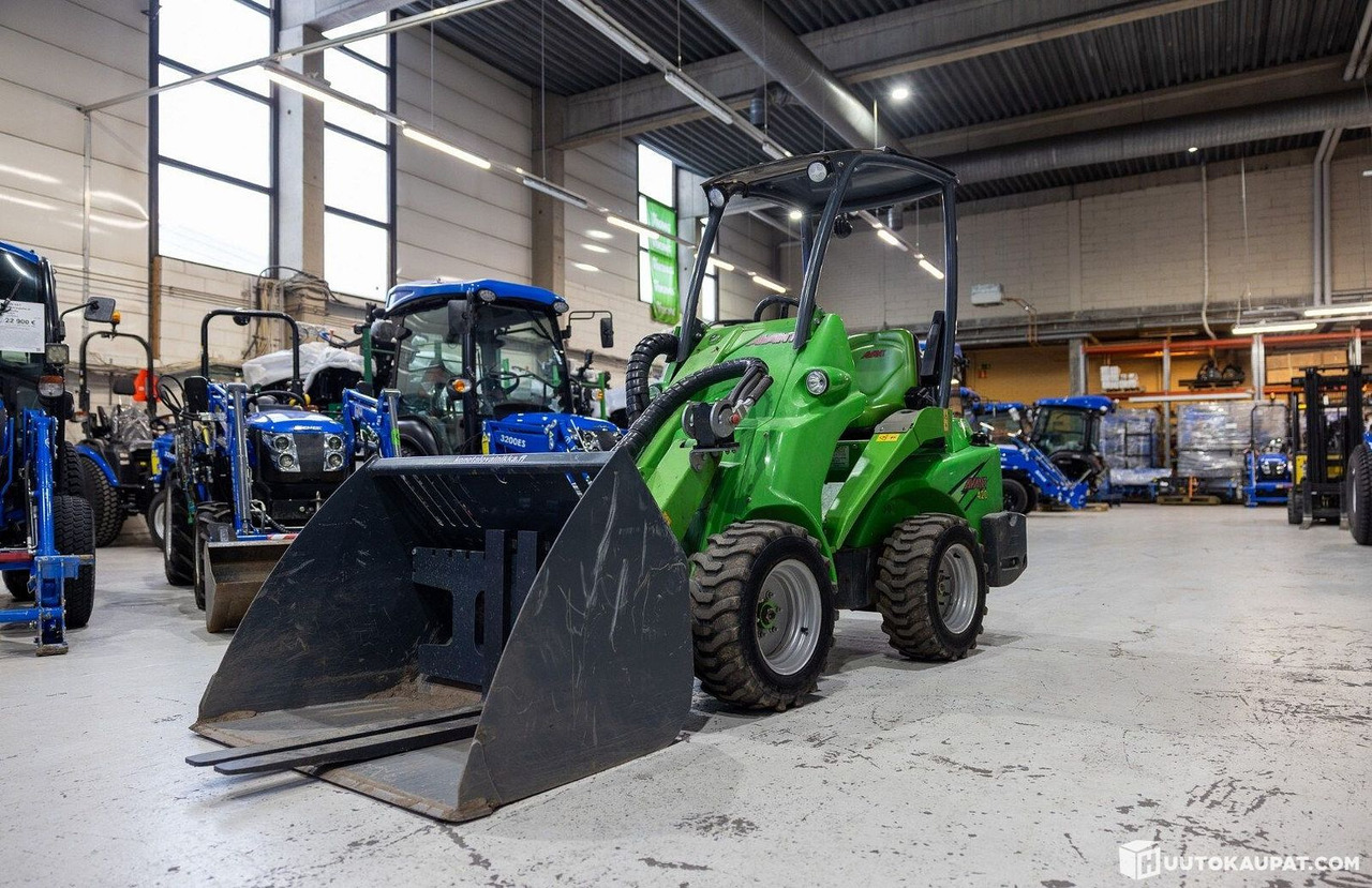 Avant 420 with comprehensive equipment, telescopic boom etc, 2015, Helsinki - Teleskophjullaster: bilde 3 Avant 420 with comprehensive equipment, telescopic boom etc, 2015, Helsinki - Teleskophjullaster: bilde 3