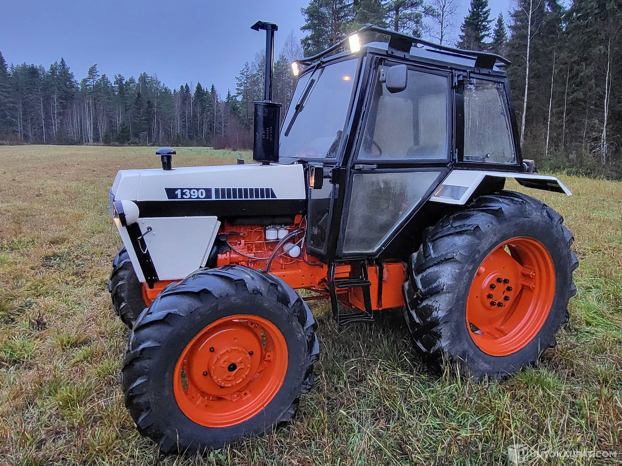 Case 1390, 1984, Kankaanpää - Traktor: bilde 4 Case 1390, 1984, Kankaanpää - Traktor: bilde 4