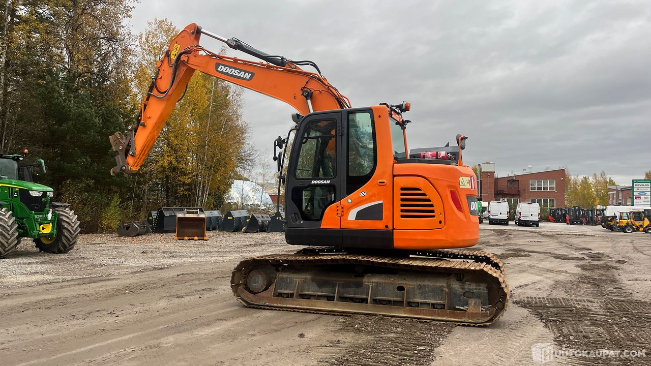 Doosan DX140LCR-5, 2020, telakaivinkone, Vantaa - Beltegraver: bilde 3 Doosan DX140LCR-5, 2020, telakaivinkone, Vantaa - Beltegraver: bilde 3