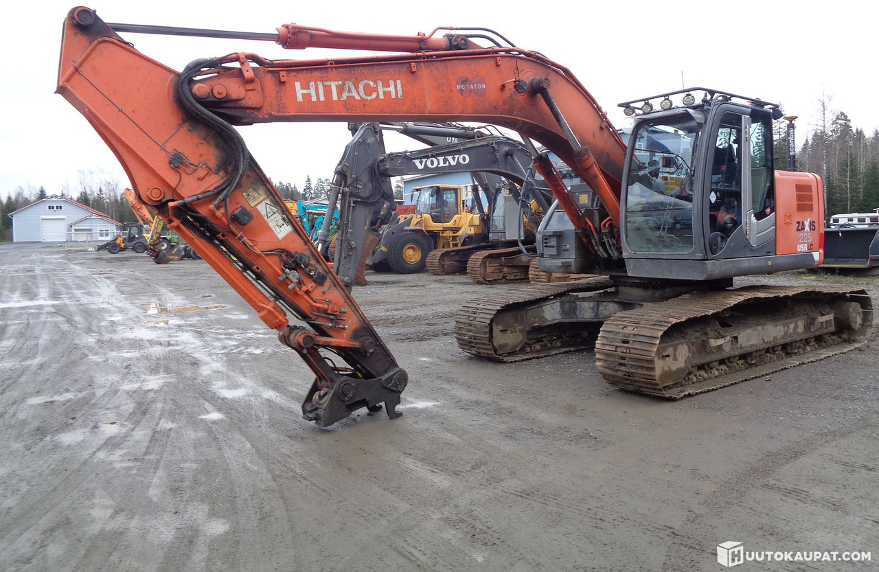 Hitachi ZX 225, 2011, Loimaa - Beltegraver: bilde 1 Hitachi ZX 225, 2011, Loimaa - Beltegraver: bilde 1