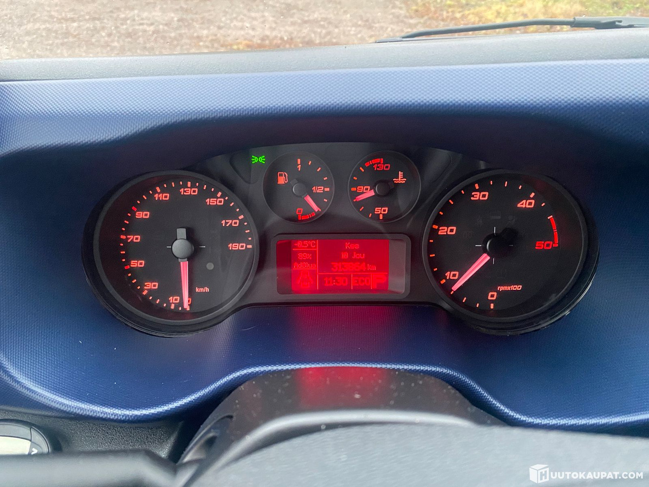 Iveco 6th generation, 2017, Helsinki - Varebil med skap, Varebil med dobbelt førerhus: bilde 4 Iveco 6th generation, 2017, Helsinki - Varebil med skap, Varebil med dobbelt førerhus: bilde 4