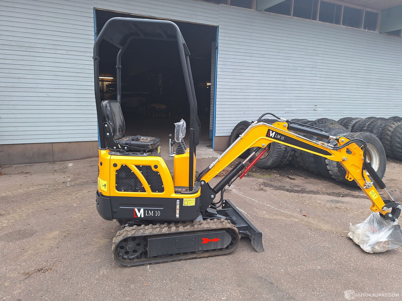 LM10 minikaivinkone !! Viimeinen yksilö, Kouvola - Minigraver: bilde 3 LM10 minikaivinkone !! Viimeinen yksilö, Kouvola - Minigraver: bilde 3