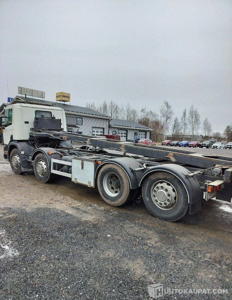 Scania 124G, 1999, Diesel, Seinäjoki - Lastebil med kabelsystem: bilde 3 Scania 124G, 1999, Diesel, Seinäjoki - Lastebil med kabelsystem: bilde 3