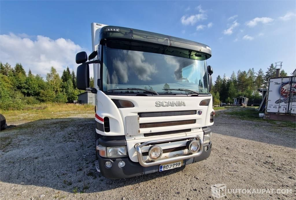 Scania P 230 Huoltokuorma-auto ruokailutilalla, 2008, Siilinjärvi - Skapbil: bilde 4 Scania P 230 Huoltokuorma-auto ruokailutilalla, 2008, Siilinjärvi - Skapbil: bilde 4