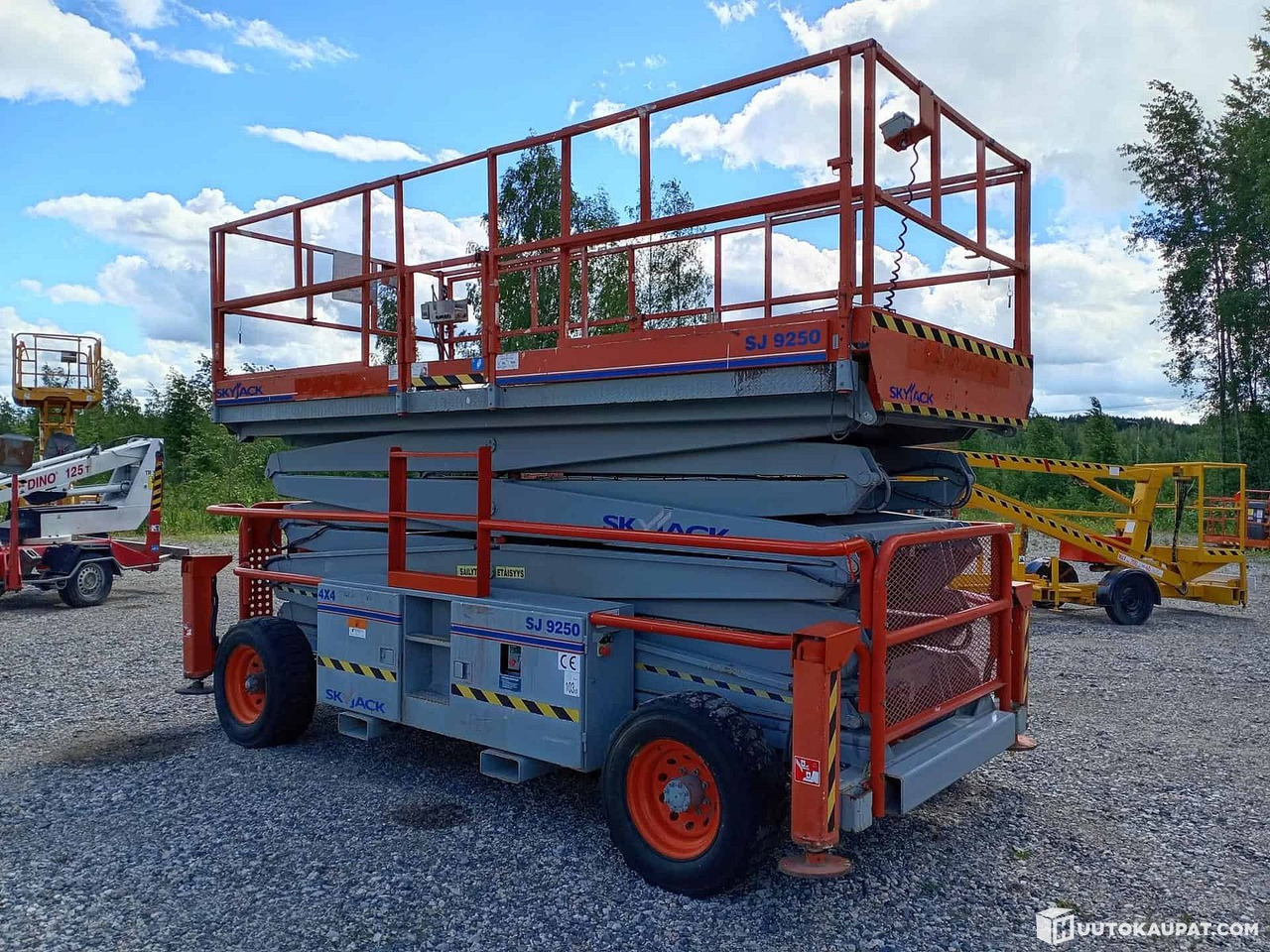 Skyjack SJ 9250 4x4 scissor lift, Inspected!, 2008, Hollola - Sakselift: bilde 4 Skyjack SJ 9250 4x4 scissor lift, Inspected!, 2008, Hollola - Sakselift: bilde 4