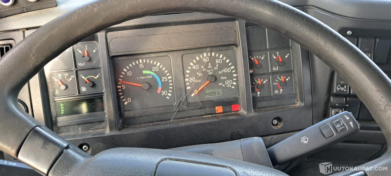 Volvo FL 220, 2000 Umpikorinen kuorma-auto, Kruunupyy - Skapbil: bilde 4 Volvo FL 220, 2000 Umpikorinen kuorma-auto, Kruunupyy - Skapbil: bilde 4