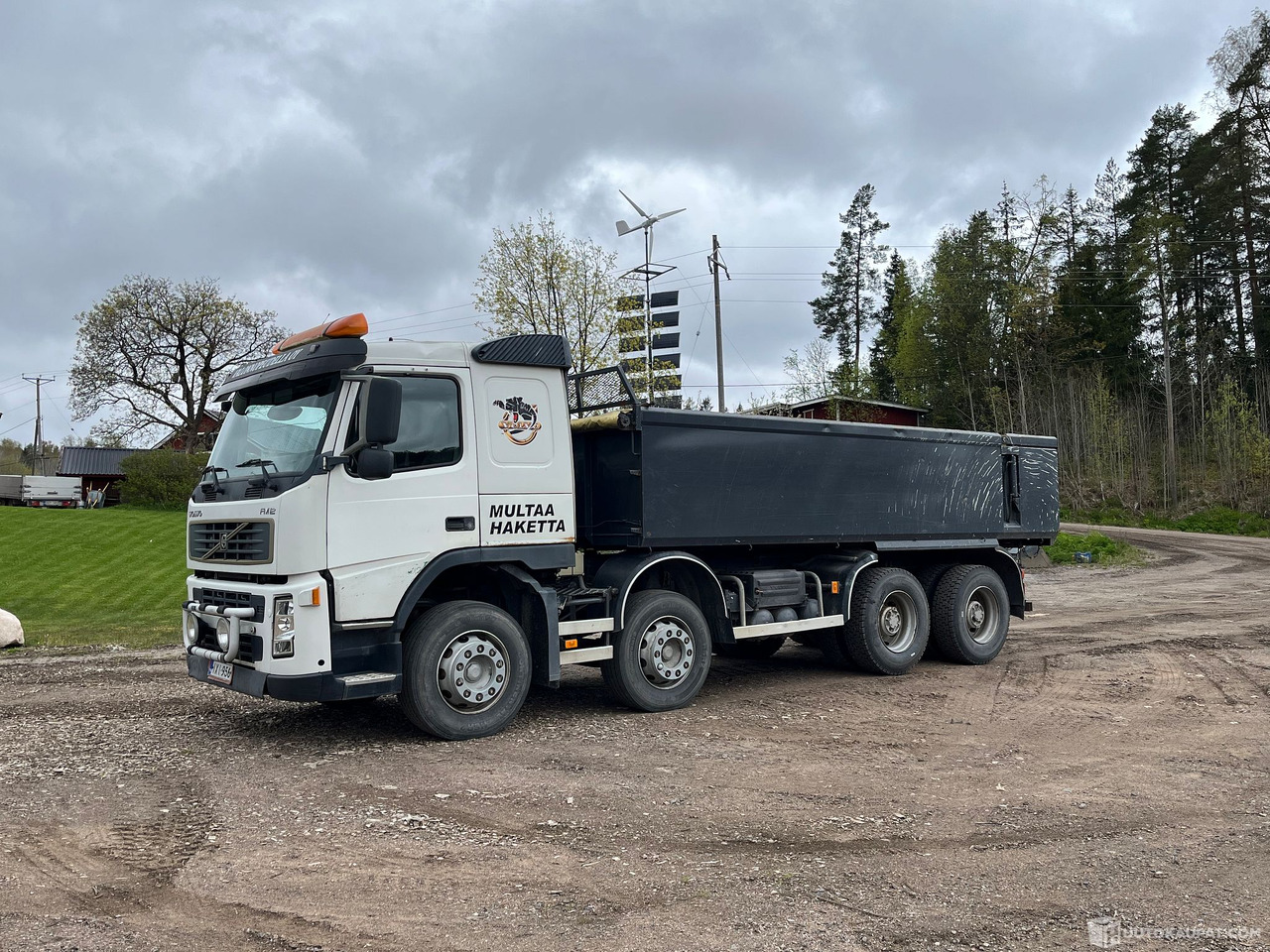 Volvo FM12, maansiirtokuorma-auto kipillä, 8X4, 2005, Vihti - Tippbil: bilde 1 Volvo FM12, maansiirtokuorma-auto kipillä, 8X4, 2005, Vihti - Tippbil: bilde 1