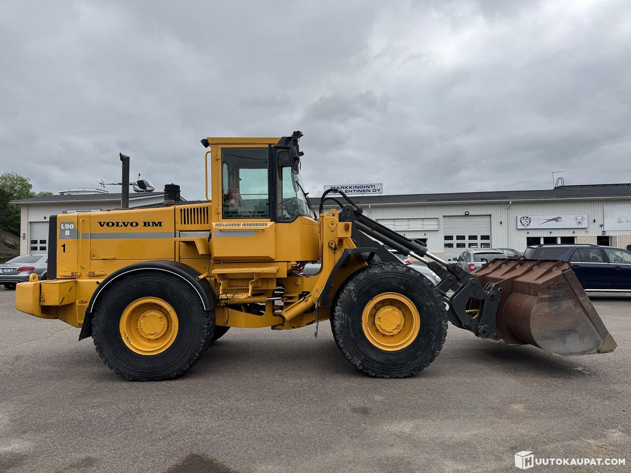 Volvo L90B - KAUHALLA!, 1992, Rauma - Hjullaster: bilde 2 Volvo L90B - KAUHALLA!, 1992, Rauma - Hjullaster: bilde 2