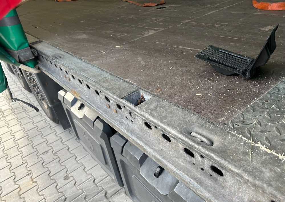 Schmitz Cargobull Standard 5x2018 podnoszony dach z Niemiec / OŚ PODNOSZONA / ładne opony / od pierwszego właściciela / OKAZJA - Annet utstyr: bilde 4 Schmitz Cargobull Standard 5x2018 podnoszony dach z Niemiec / OŚ PODNOSZONA / ładne opony / od pierwszego właściciela / OKAZJA - Annet utstyr: bilde 4