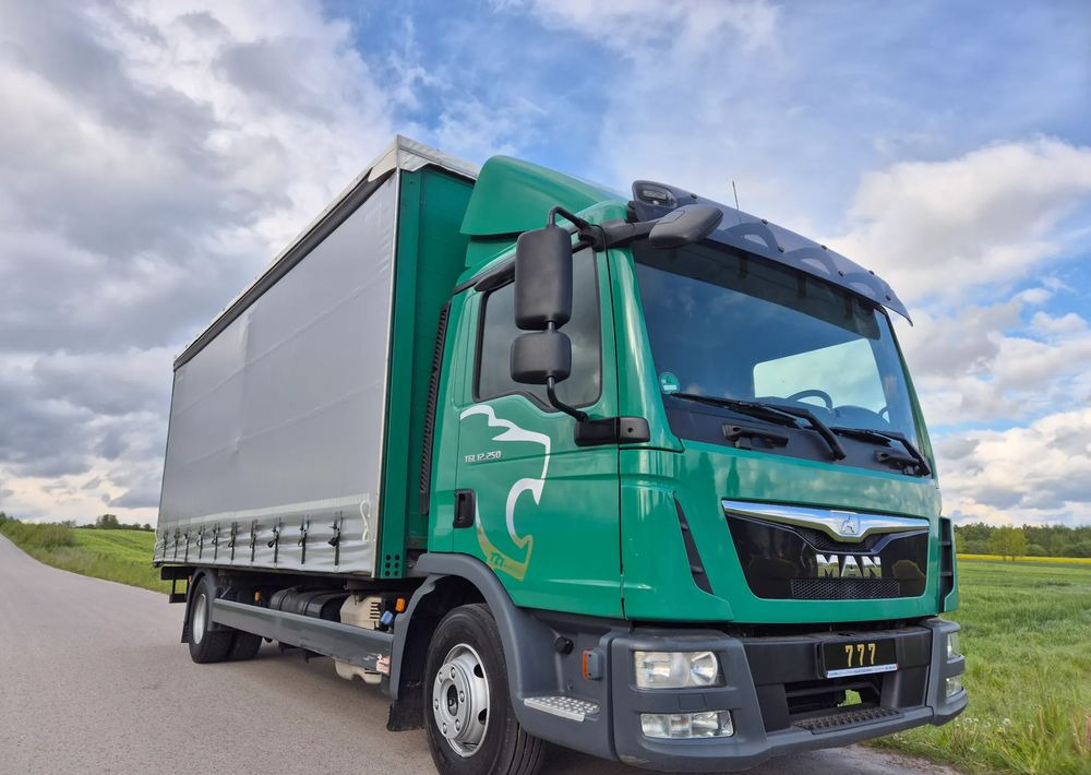 MAN TGL 12.250 6.2m AUTOMAT KLIMA z Niemiec ESP nowe opony EURO 6 / 4.75 rozstaw / zawiesie na wózek widłowy / TOP STAN / okazja nauka jazdy MOŻLIWOŚĆ DOSTOSOWANIA 12t - Kapellbil: bilde 1 MAN TGL 12.250 6.2m AUTOMAT KLIMA z Niemiec ESP nowe opony EURO 6 / 4.75 rozstaw / zawiesie na wózek widłowy / TOP STAN / okazja nauka jazdy MOŻLIWOŚĆ DOSTOSOWANIA 12t - Kapellbil: bilde 1