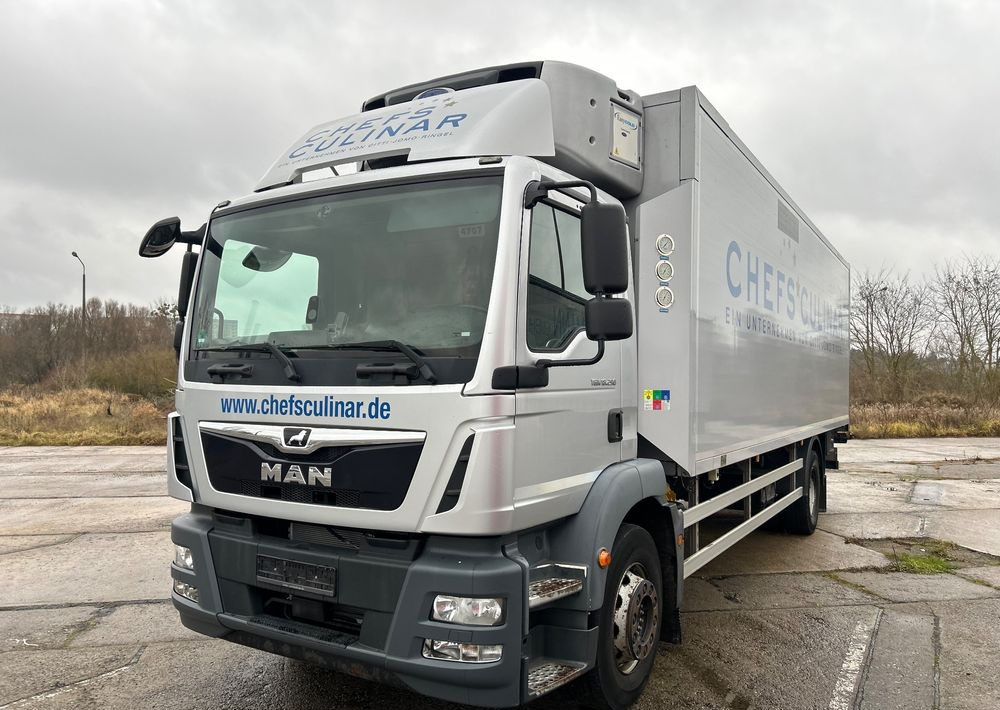 MAN TGM 18.290 2017 Supra 1250 mt z Niemiec / winda Klima webasto Michelin / OKAZJA Carrier TOP - Lastebil med kjøl: bilde 1 MAN TGM 18.290 2017 Supra 1250 mt z Niemiec / winda Klima webasto Michelin / OKAZJA Carrier TOP - Lastebil med kjøl: bilde 1