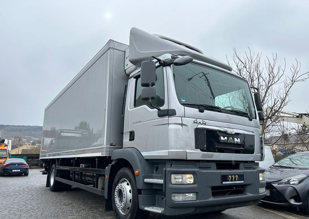 MAN TGM 18.290 TK 1200 R Spectrum THERMO King z Niemiec 8m / 20 palet / winda Klima / OKAZJA - Lastebil med kjøl: bilde 3 MAN TGM 18.290 TK 1200 R Spectrum THERMO King z Niemiec 8m / 20 palet / winda Klima / OKAZJA - Lastebil med kjøl: bilde 3