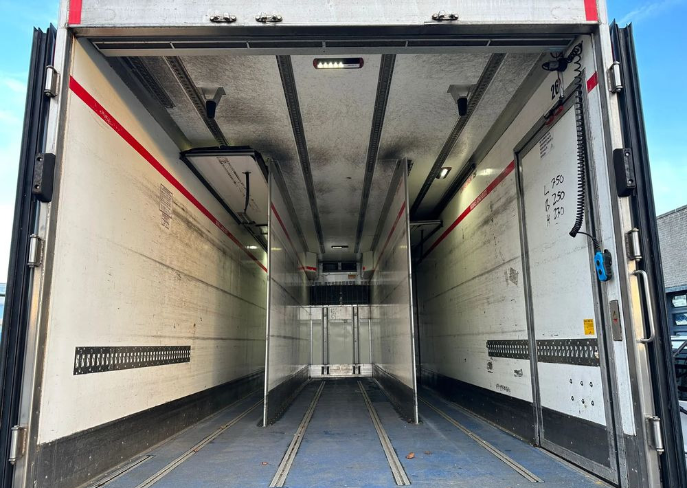 Mercedes-Benz Antos 1824 CARRIER VECTOR 1150 DRZWI + winda i drzwi boczne / 7.5m / z Holandii / KLIMA / Axor man Tgm T1000-R THERMO King - Lastebil med kjøl: bilde 4 Mercedes-Benz Antos 1824 CARRIER VECTOR 1150 DRZWI + winda i drzwi boczne / 7.5m / z Holandii / KLIMA / Axor man Tgm T1000-R THERMO King - Lastebil med kjøl: bilde 4