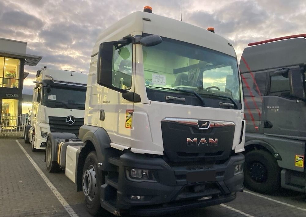 MAN TGS 18.470 NAUKA JAZDY STANDARD 4x2 / TGX 18.360 400 510 460 500 TOP STAN / ŚWIEŻO SPROWADZONY - Trekkvogn: bilde 2 MAN TGS 18.470 NAUKA JAZDY STANDARD 4x2 / TGX 18.360 400 510 460 500 TOP STAN / ŚWIEŻO SPROWADZONY - Trekkvogn: bilde 2