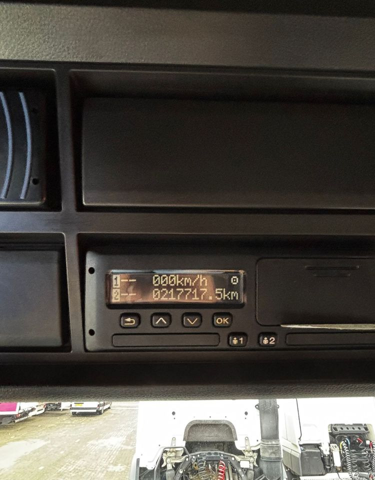 MAN TGS 18.470 NAUKA JAZDY STANDARD 4x2 / TGX 18.360 400 510 460 500 TOP STAN / ŚWIEŻO SPROWADZONY - Trekkvogn: bilde 3 MAN TGS 18.470 NAUKA JAZDY STANDARD 4x2 / TGX 18.360 400 510 460 500 TOP STAN / ŚWIEŻO SPROWADZONY - Trekkvogn: bilde 3