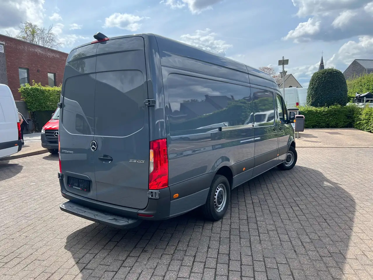 Mercedes-Benz Sprinter 315 L3H2 RWD (34.750€ex) CAMERA|MBUX| SENSOR - Kassebil: bilde 4 Mercedes-Benz Sprinter 315 L3H2 RWD (34.750€ex) CAMERA|MBUX| SENSOR - Kassebil: bilde 4