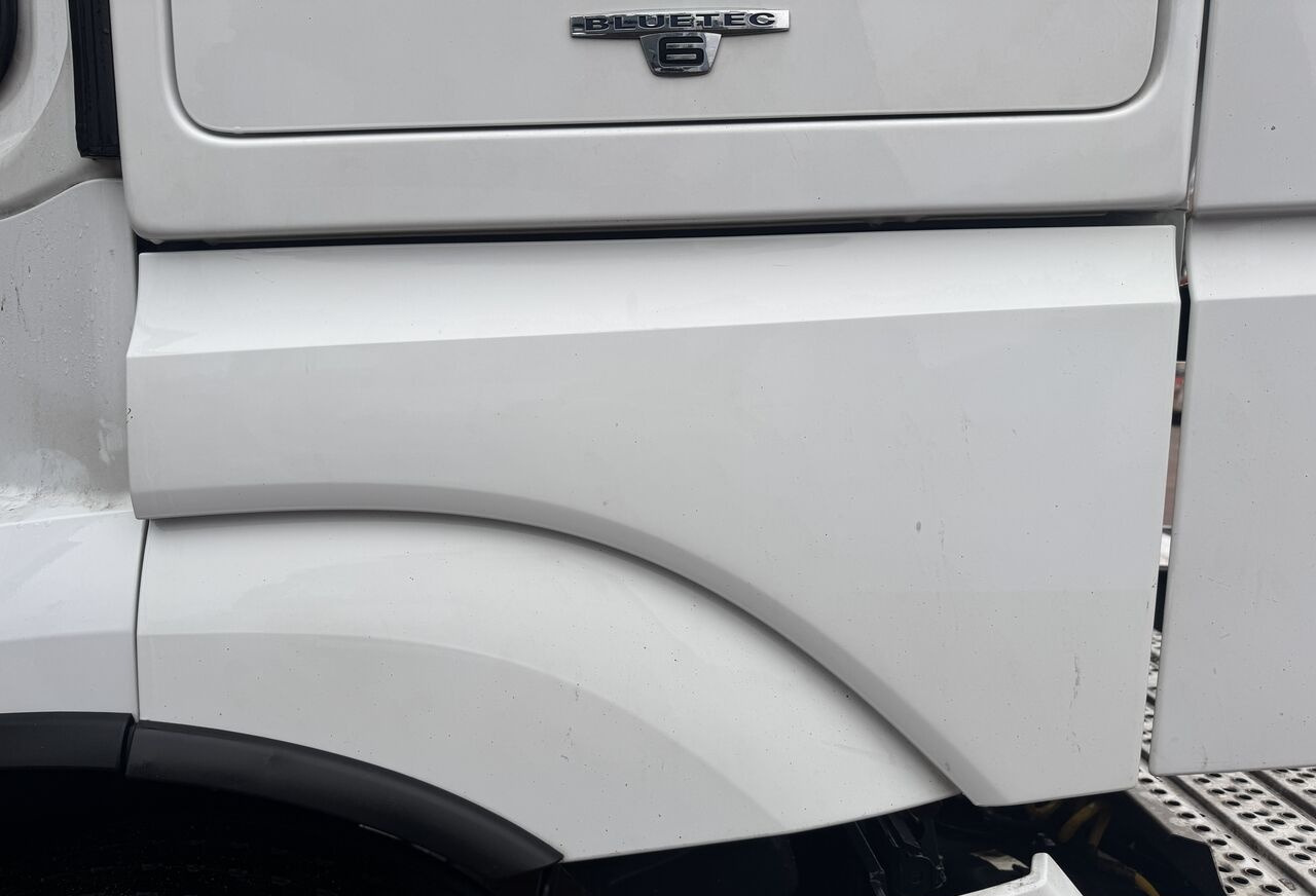 Mercedes-Benz ACTROS MP 4 truck - Reservedeler for Lastebil: bilde 1 Mercedes-Benz ACTROS MP 4 truck - Reservedeler for Lastebil: bilde 1