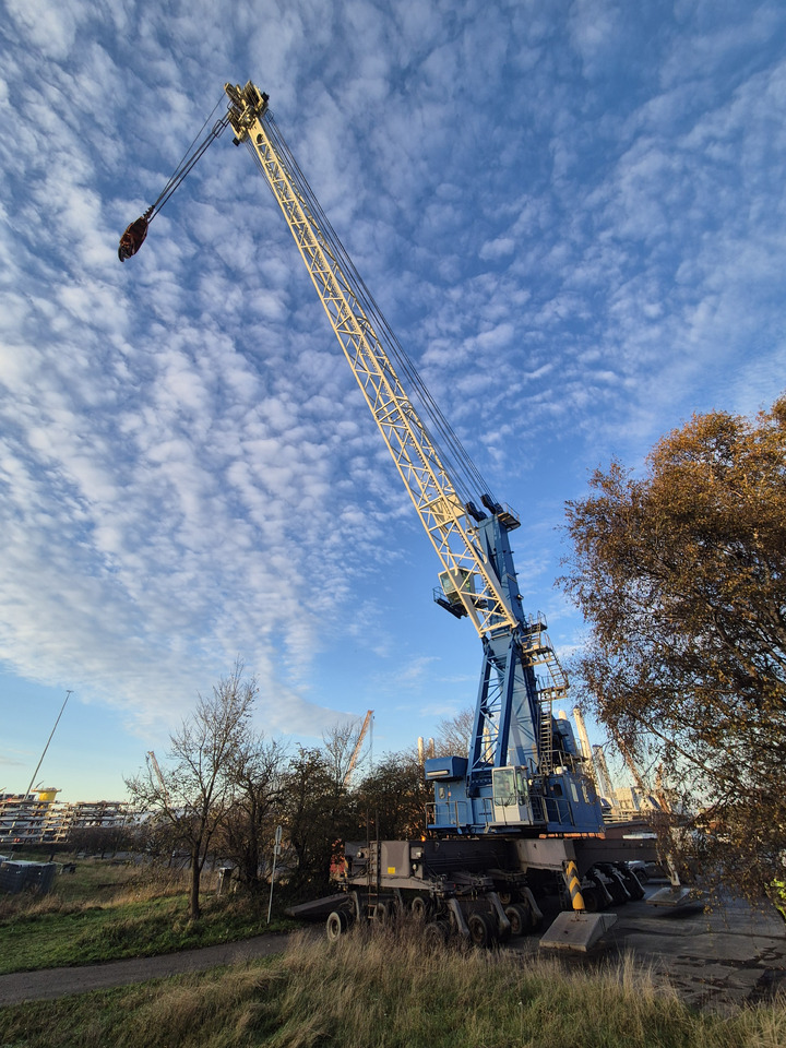 Liebherr LHM250 - Havneutstyr: bilde 2 Liebherr LHM250 - Havneutstyr: bilde 2