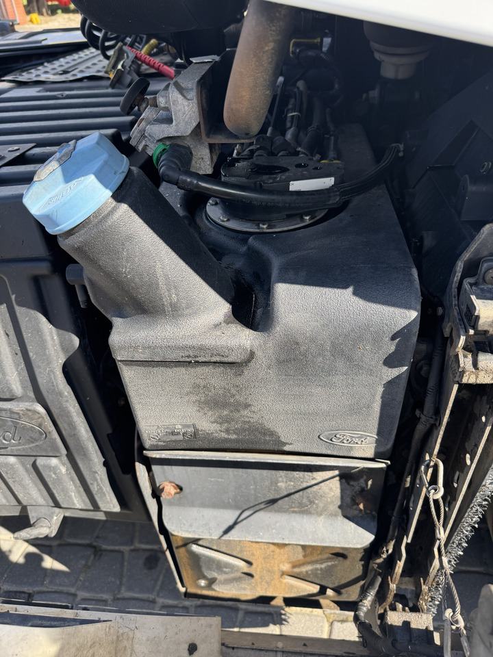 Ford F-Max Cargo - AdBlue tank: bilde 1 Ford F-Max Cargo - AdBlue tank: bilde 1