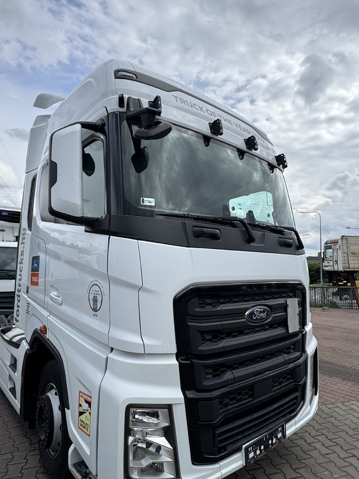 Ford F-Max - Førerhus: bilde 1 Ford F-Max - Førerhus: bilde 1