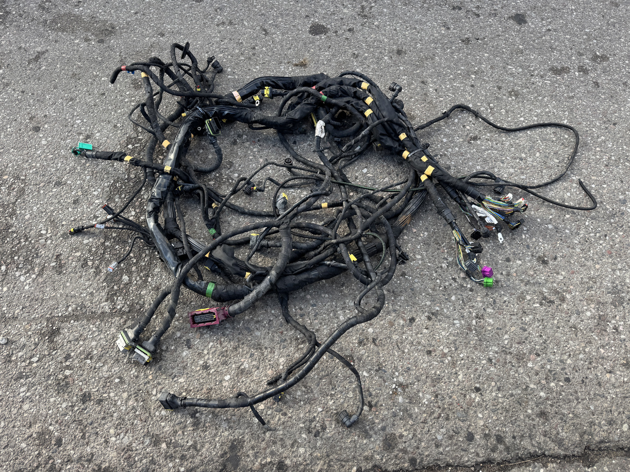 Ford F-Max - Elektrisk system: bilde 2 Ford F-Max - Elektrisk system: bilde 2