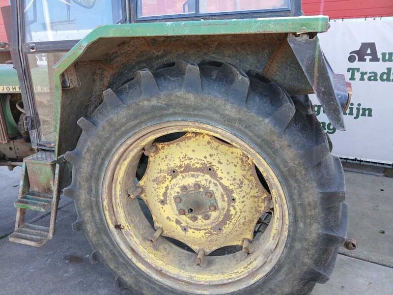 John Deere 2030 VCE - Traktor: bilde 2 John Deere 2030 VCE - Traktor: bilde 2