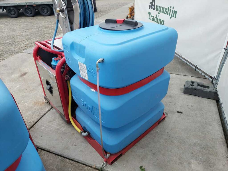 Meclean Serie CFB LiPoi 24V - Tohjulstraktor: bilde 3 Meclean Serie CFB LiPoi 24V - Tohjulstraktor: bilde 3