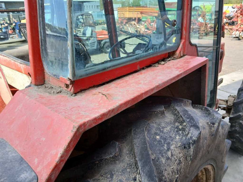 Renault 781-4 - Traktor: bilde 2 Renault 781-4 - Traktor: bilde 2