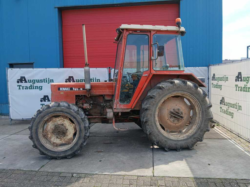 Renault 781-4 - Traktor: bilde 1 Renault 781-4 - Traktor: bilde 1