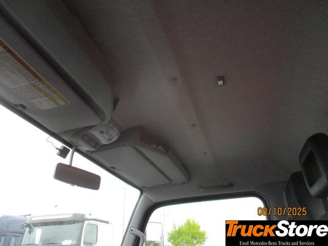 Krokbil FUSO Canter 7C15: bilde 8