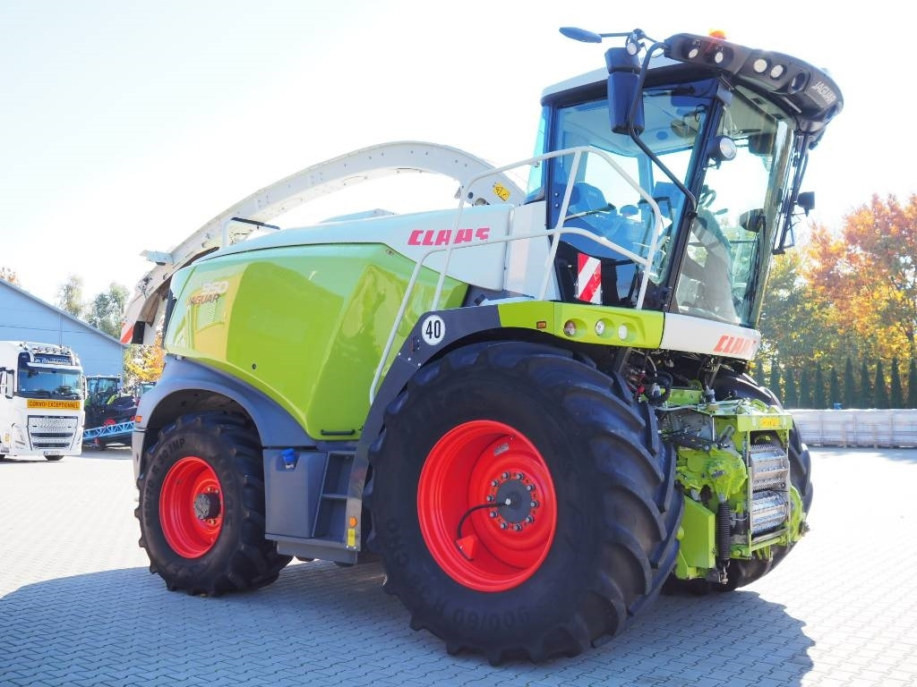 Claas Jaguar 950 4x4 - Forhøster: bilde 4 Claas Jaguar 950 4x4 - Forhøster: bilde 4