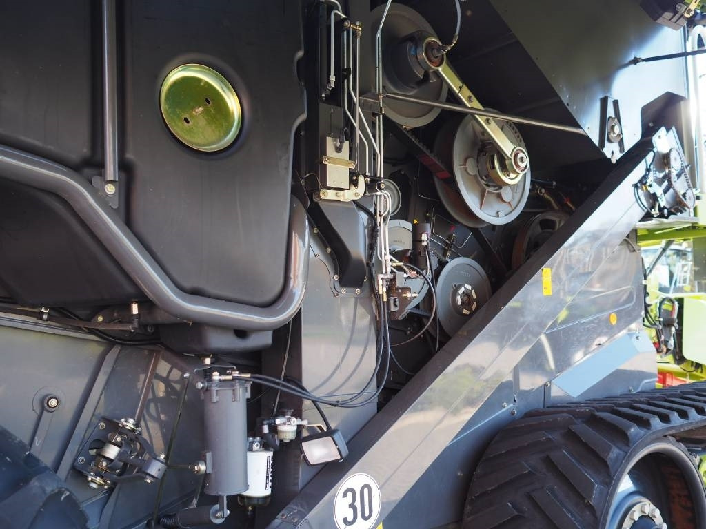 Skurtresker Claas Lexion 770TT 4x4 + V1200: bilde 10 Skurtresker Claas Lexion 770TT 4x4 + V1200: bilde 10