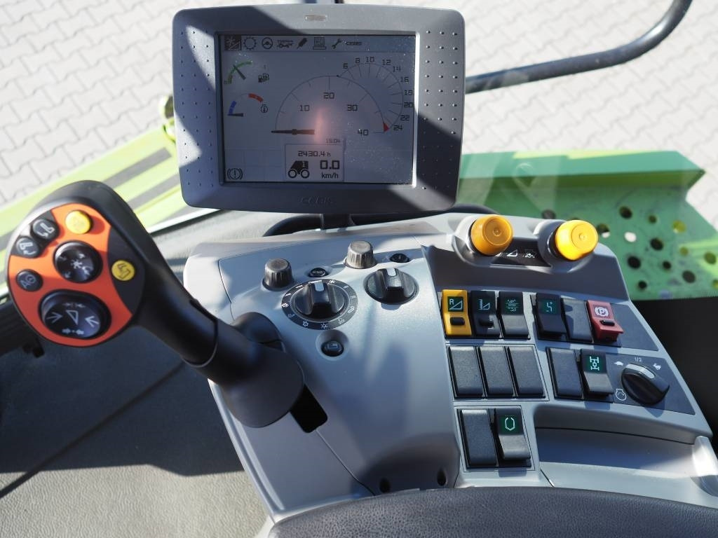 Skurtresker Claas Lexion 770TT 4x4 + V1200: bilde 7 Skurtresker Claas Lexion 770TT 4x4 + V1200: bilde 7