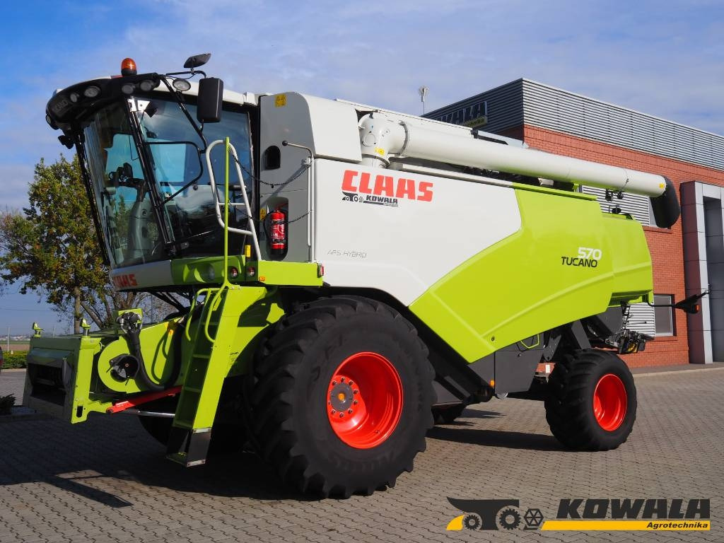 Claas Tucano 570 GPS + V770 - Skurtresker: bilde 1 Claas Tucano 570 GPS + V770 - Skurtresker: bilde 1