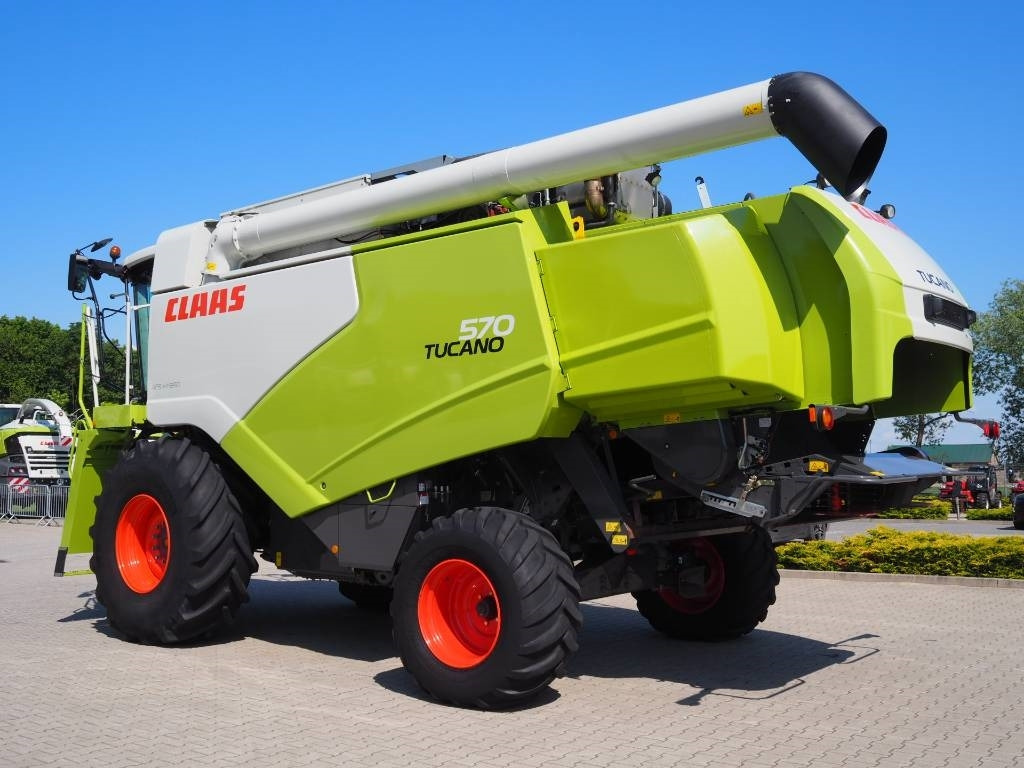 Claas Tucano 570 + V770 - Skurtresker: bilde 2 Claas Tucano 570 + V770 - Skurtresker: bilde 2