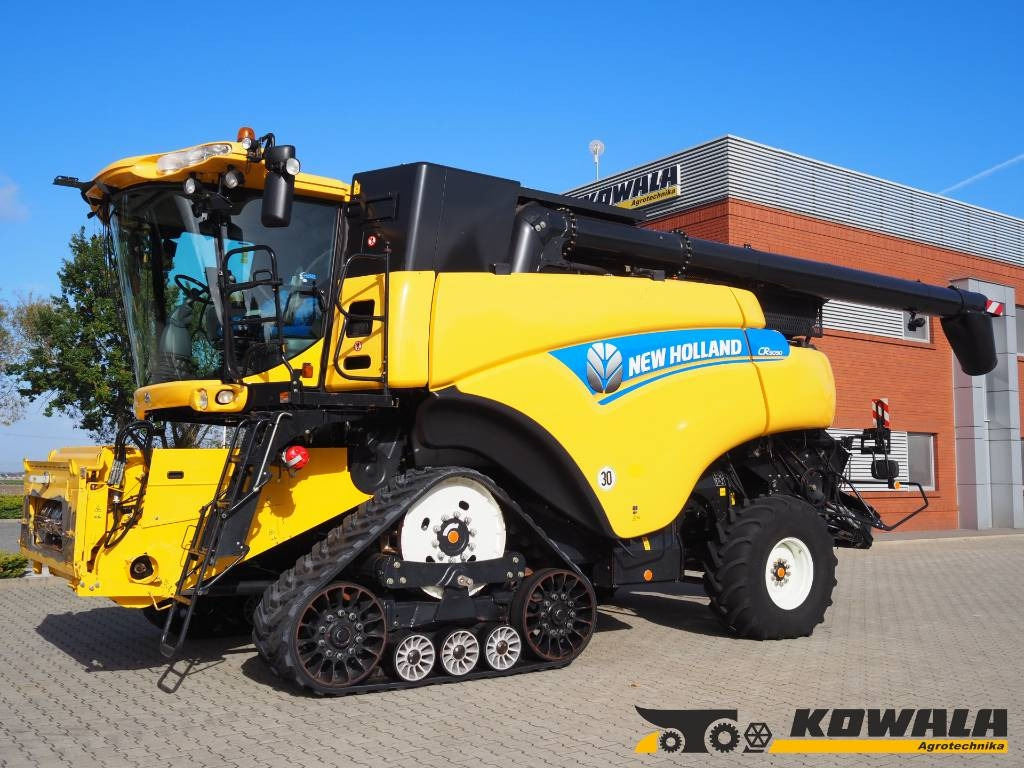 New Holland CR 9090 - Skurtresker: bilde 1 New Holland CR 9090 - Skurtresker: bilde 1