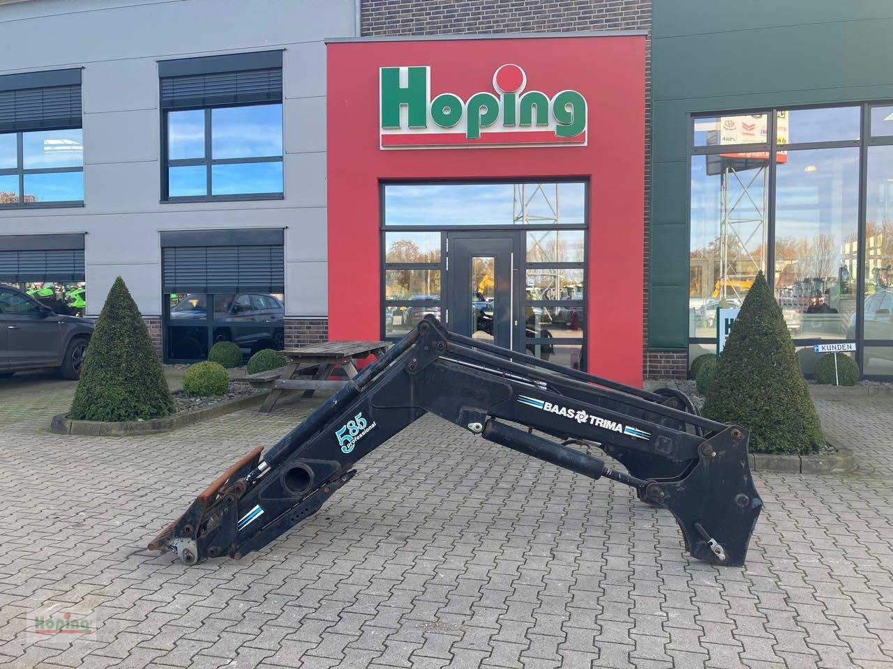 Baas 585 Professional - Frontlaster for traktor: bilde 1 Baas 585 Professional - Frontlaster for traktor: bilde 1