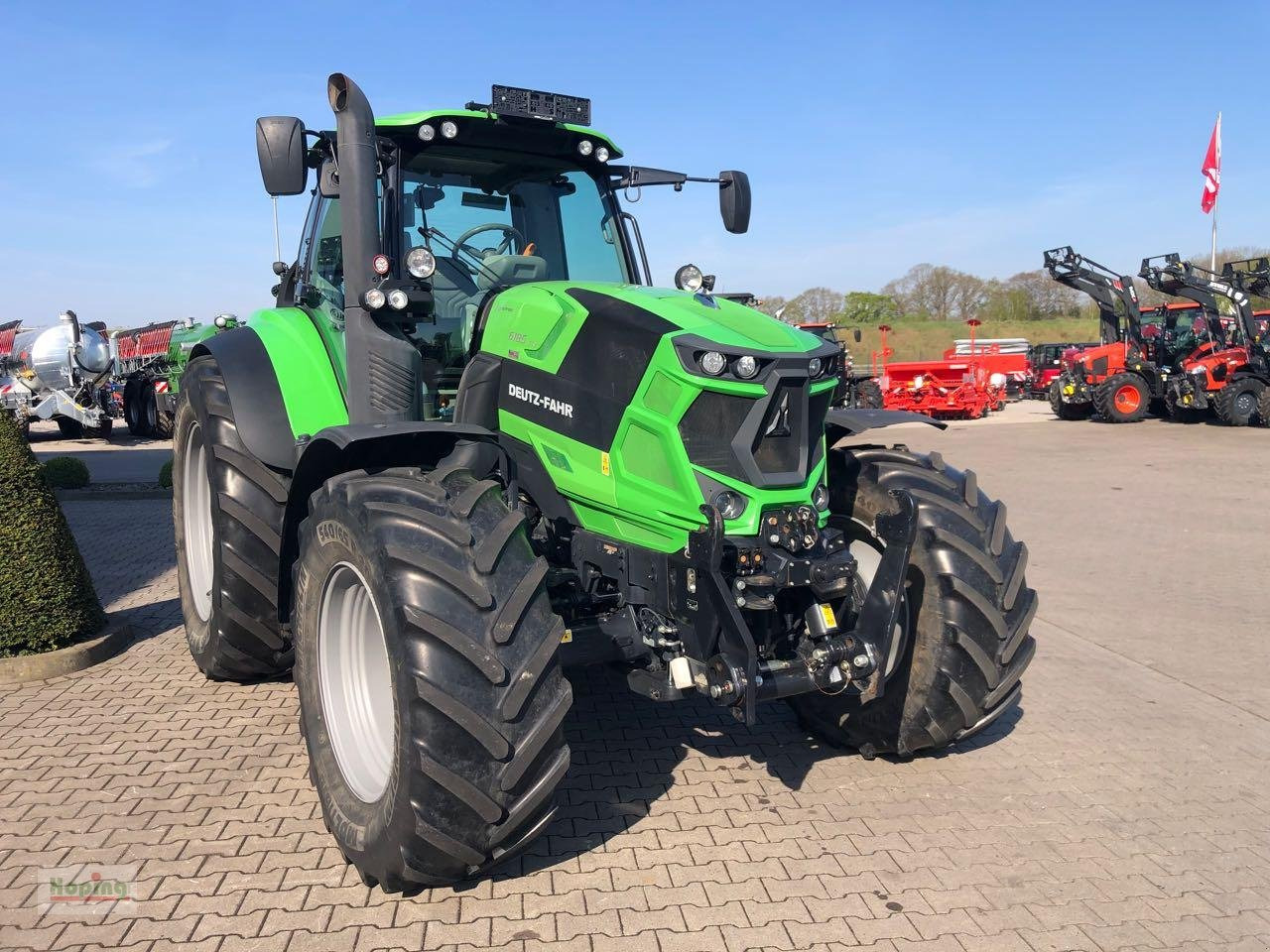 Deutz-Fahr 6185 Agrotron TTV - Traktor: bilde 3 Deutz-Fahr 6185 Agrotron TTV - Traktor: bilde 3