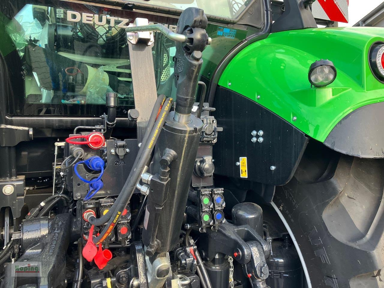Deutz-Fahr 6230 TTV - Traktor: bilde 4 Deutz-Fahr 6230 TTV - Traktor: bilde 4