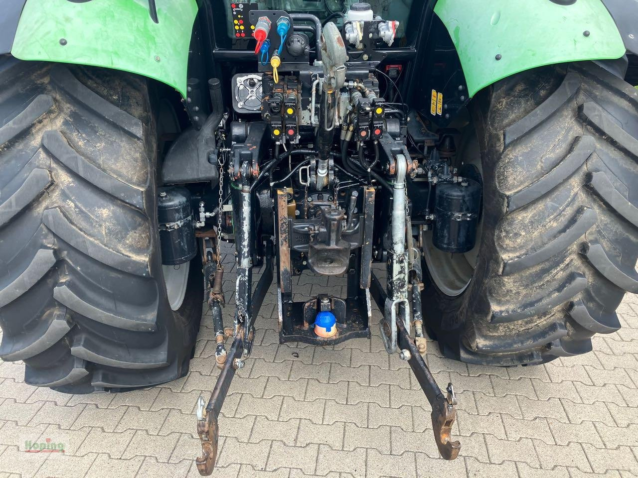 Deutz-Fahr Agrotron TTV 420 - Traktor: bilde 4 Deutz-Fahr Agrotron TTV 420 - Traktor: bilde 4