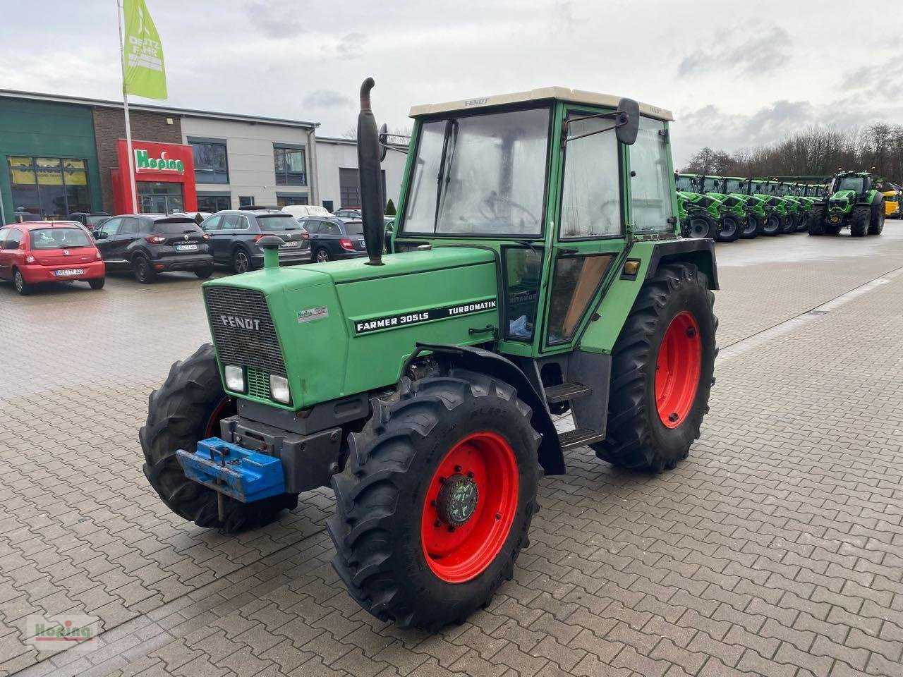 Fendt 305 - Traktor: bilde 3 Fendt 305 - Traktor: bilde 3