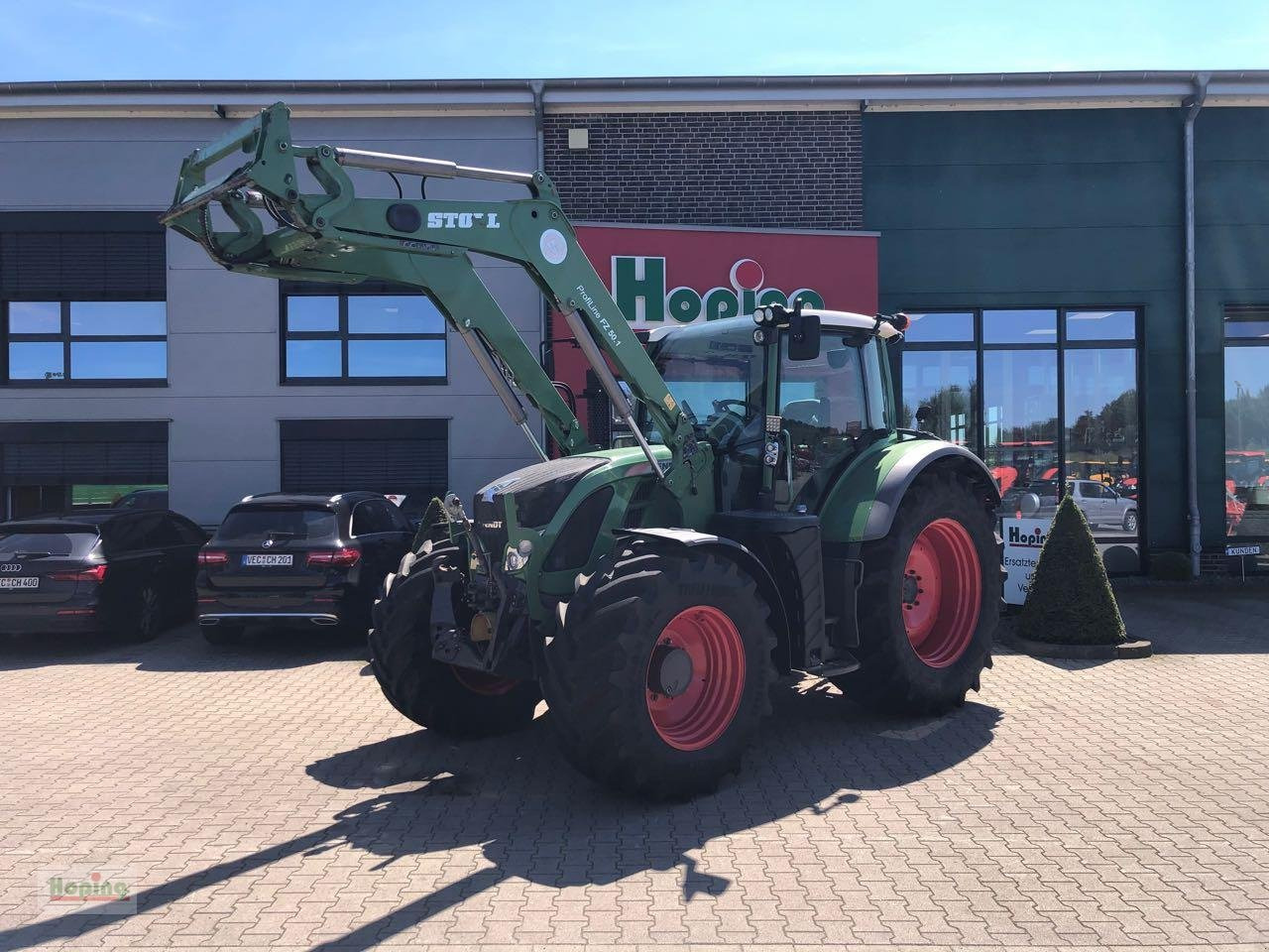 Fendt 714 Vario - Traktor: bilde 1 Fendt 714 Vario - Traktor: bilde 1