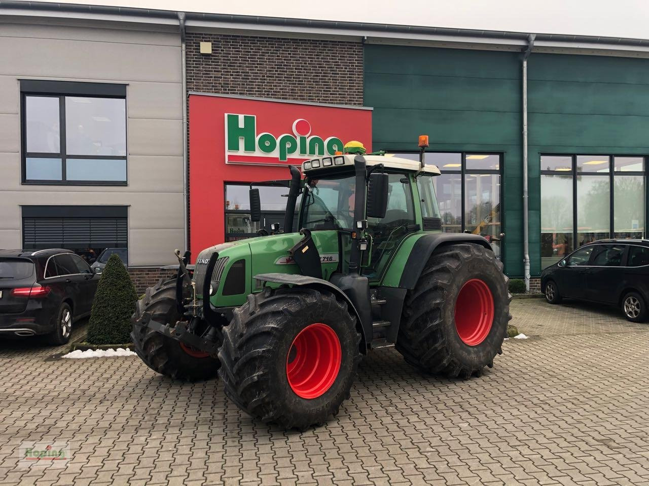 Fendt 716 Vario Favorit - Traktor: bilde 1 Fendt 716 Vario Favorit - Traktor: bilde 1