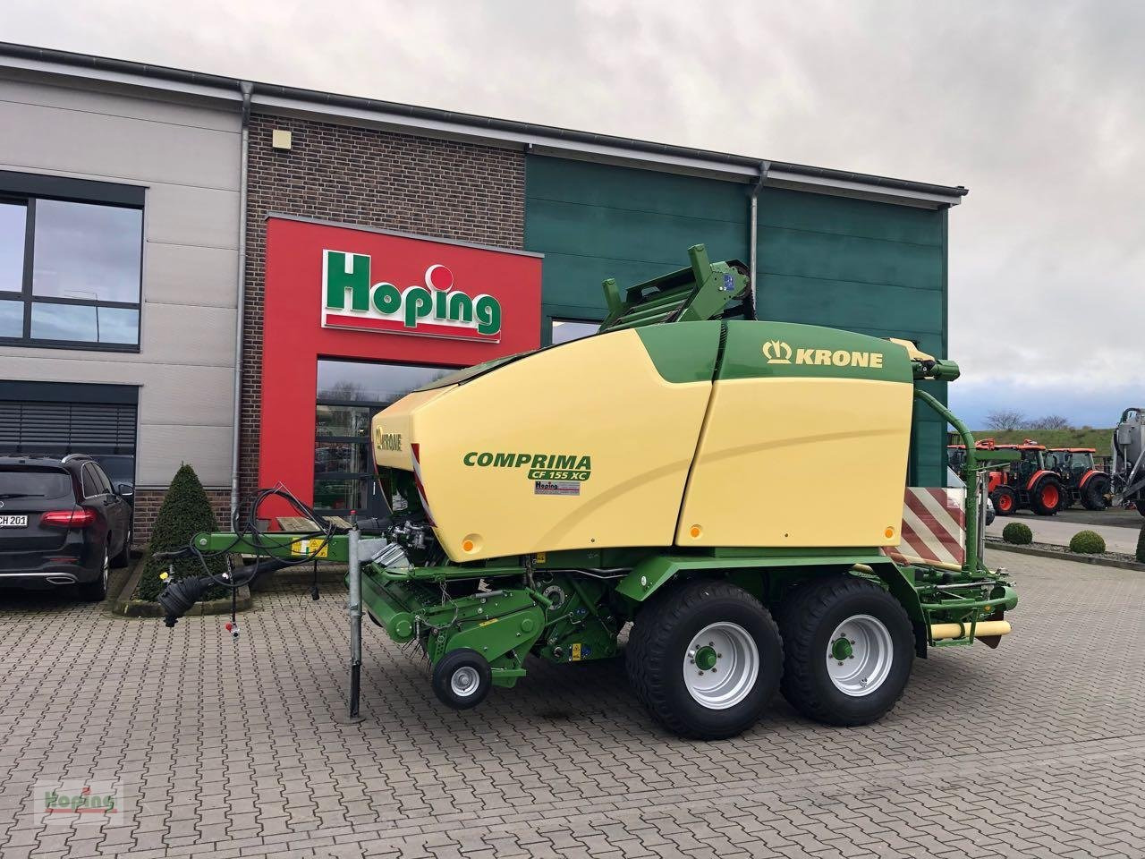 Krone Comprima CF 155 XC - Rundballepresse: bilde 1 Krone Comprima CF 155 XC - Rundballepresse: bilde 1